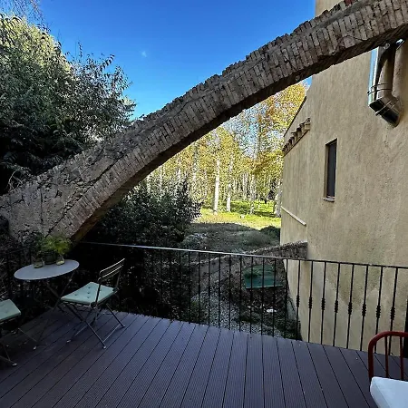 En Antiguo Molino Del Emporda * Borrassa